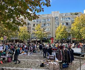 2. Kronentrödel auf dem Kronenplatz Karlsruhe